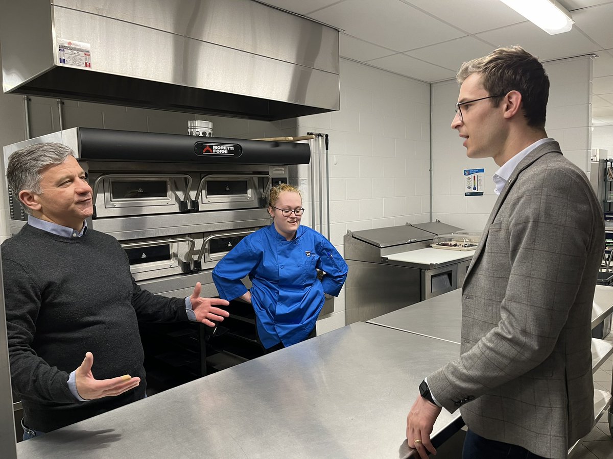 Sam Oosterhoff tweet media