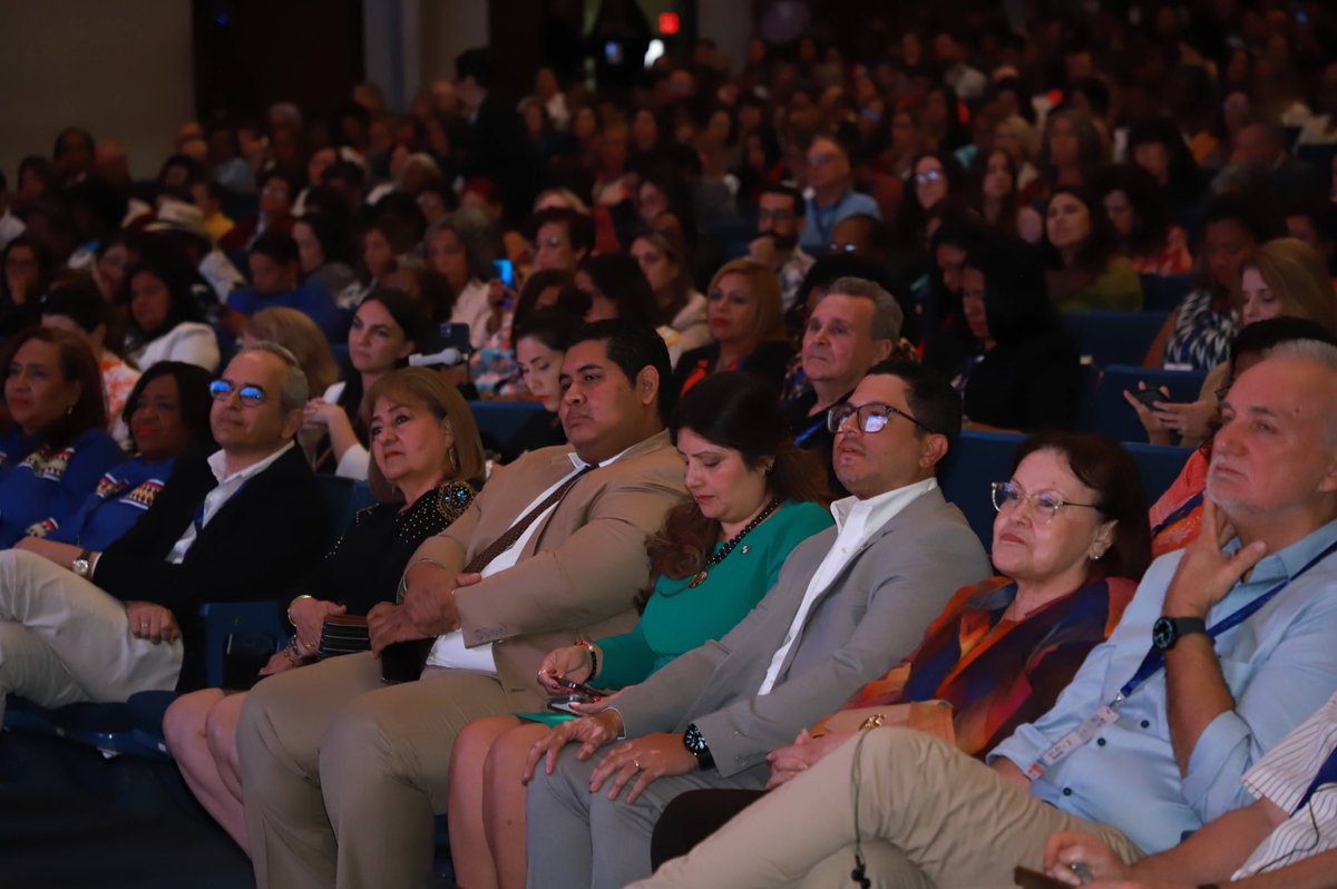 🌎🇵🇦 | Hoy participé en la ceremonia de apertura de la Conferencia Mundial Conjunta de Trabajo Social, Educación y Desarrollo Social 2024 con sede en nuestro país, esta es una oportunidad para compartir con más de 80 países del mundo para debatir temas que mejoren las condiciones…