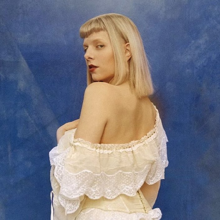 tracklist's tweet photo. AURORA NO BRASIL! A norueguesa passará pelo país em novembro, informa o jornalista Flesch. https://t.co/7sAegGxS7i