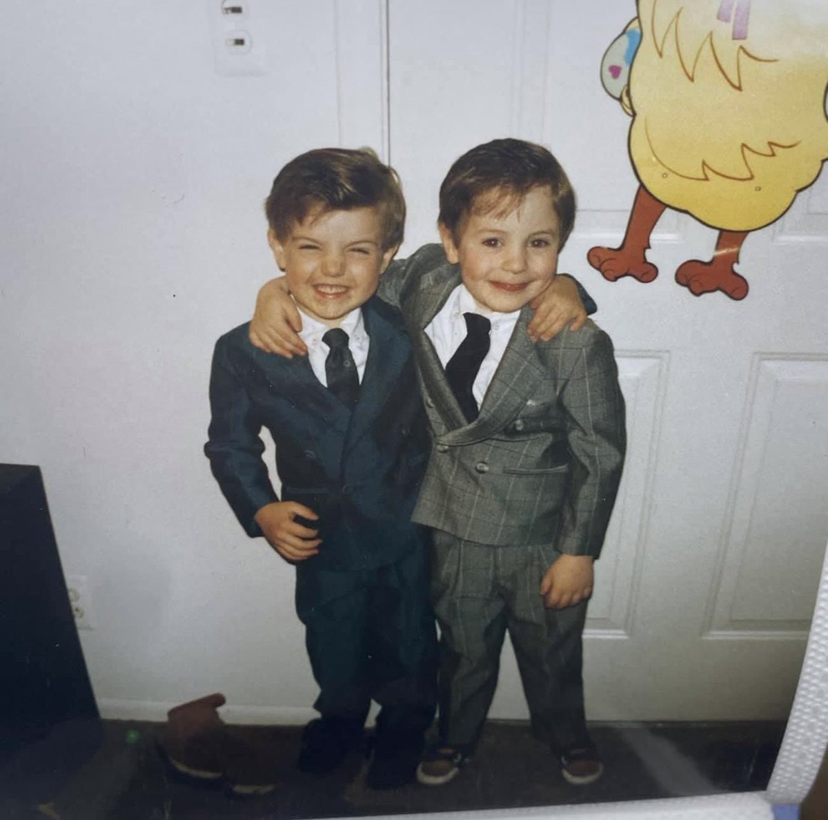 Here’s to #tbt when my mom dressed my brother and I up like Wolf of Wallstreet for Easter. 🥹🥹