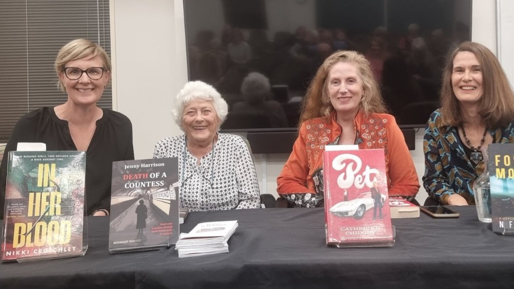 A fab night with these criminally good writers at Mystery in the Library last night. Thanks so much for the chat Jenny, @CathChidgey and @nicky_author and huge thanks to @craigsisterson for organising and Cambridge Library for hosting us #yeahnoir #ngaiomarshawards #readNZ
