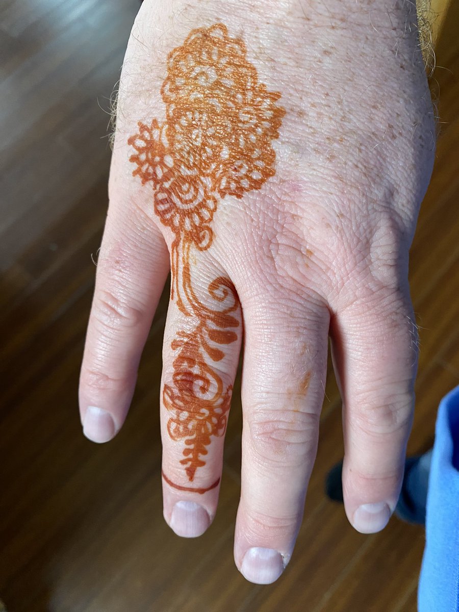 So proud of our robotics students for organizing a Mehndi booth to raise funds for the Alberta Cancer Foundation. Our student artists are doing beautiful work! @MandelaUnited @FTCTeams @FTCAlberta #weareCBE #WeAreUnited #flyingwiththesquadron
