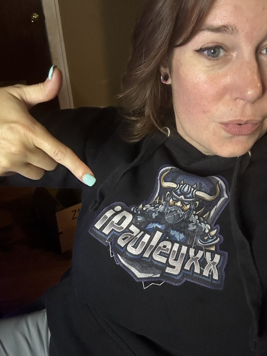 thunderbringerx's tweet image. You should follow my love, @IPauleyxx on twitch. Twitch.tv/ipauleyxx he’s pretty awesome but I might be biased.