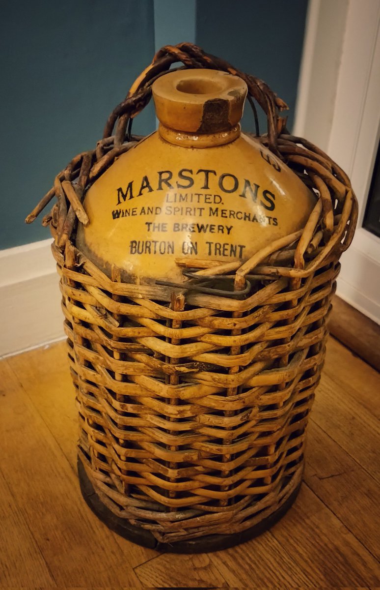 Another great piece of I'd fancy rare #BurtononTrent #breweriana found at #KingsLynn in #Norfolk today; love it.

Back home right here in Burton again.

@MarstonsPLC