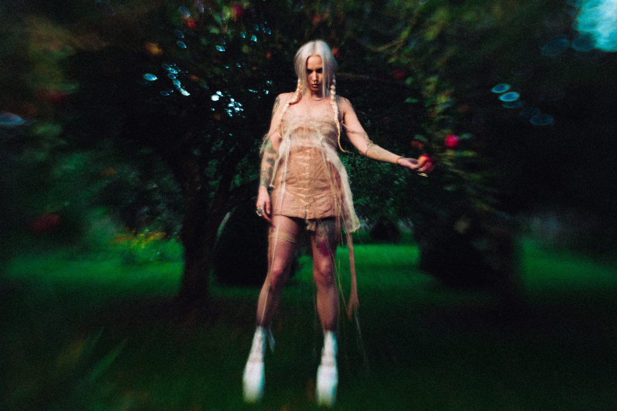 Distorted Sound (@distorted_mag) on Twitter photo Watch a new music video from <a href="/mimi_barks/">Mimi Barks</a> here on Distorted Sound! <a href="/thesilentcult/">Silent Cult</a> <a href="/fullstridepr/">Full Stride PR</a> distortedsoundmag.com/mimi-barks-relβ¦ Watch a new music video from <a href="/mimi_barks/">Mimi Barks</a> here on Distorted Sound! <a href="/thesilentcult/">Silent Cult</a> <a href="/fullstridepr/">Full Stride PR</a> distortedsoundmag.com/mimi-barks-relβ¦