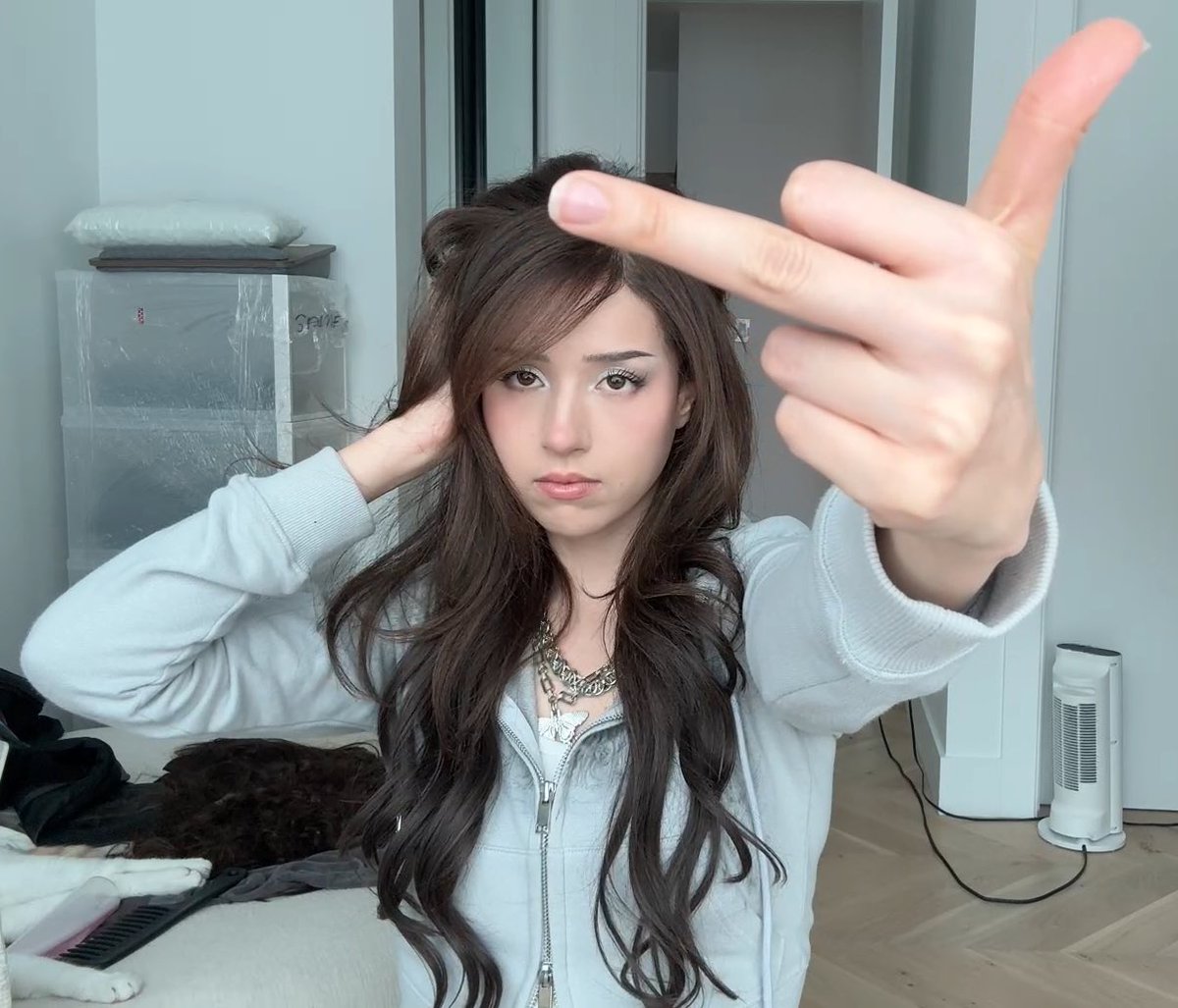 Poki back in her 2000s era 🤟