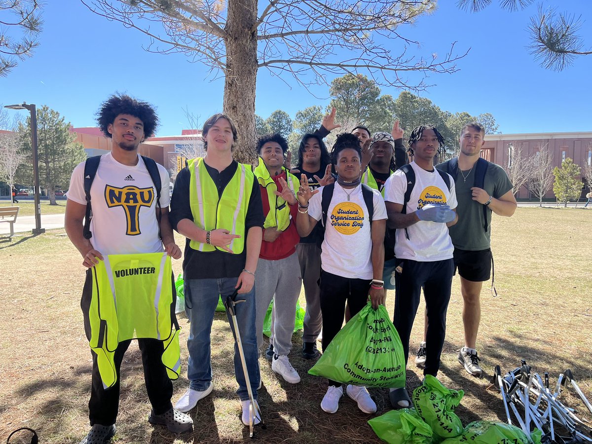 Giving Day ➡️ Giving Back #RaiseTheFlag