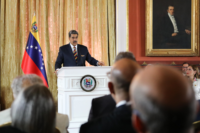 📢¡𝐀𝐬í 𝐥𝐨 𝐃𝐢𝐣𝐨!🇻🇪 Pdte. @NicolasMaduro: La campaña sobre la Guayana Esequiba logró actualizar el conocimiento y darle voz a los que jamás lo habían tenido sobre este tema logró renovar el sentimiento patriótico de un pueblo pacífico. #VenezuelaAntiFascista