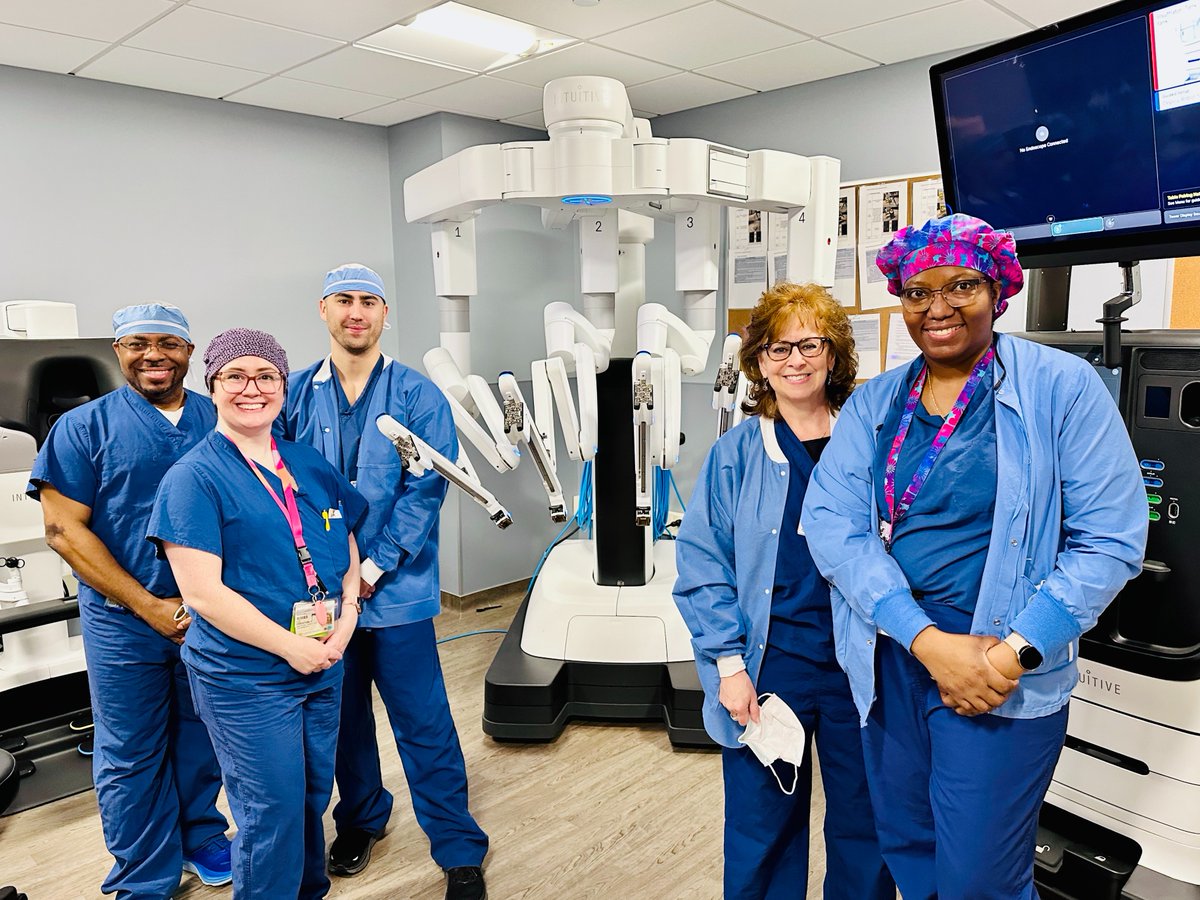 We're excited to share the arrival of the state-of-the-art da Vinci 5 robot, expanding our robotic fleet to four here in Burlington! We are one of only 14 locations in the country with this technology & the exclusive hospital in New England to offer such advanced capabilities.