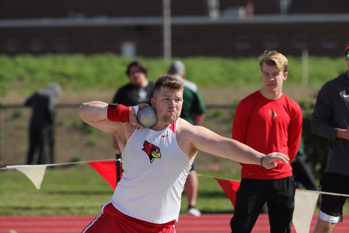 Nations best💪

Redbird throws currently leads the nation in total distance in shot put with 68.82m (225-10) and total average with 17.20m (56-5 1/2).