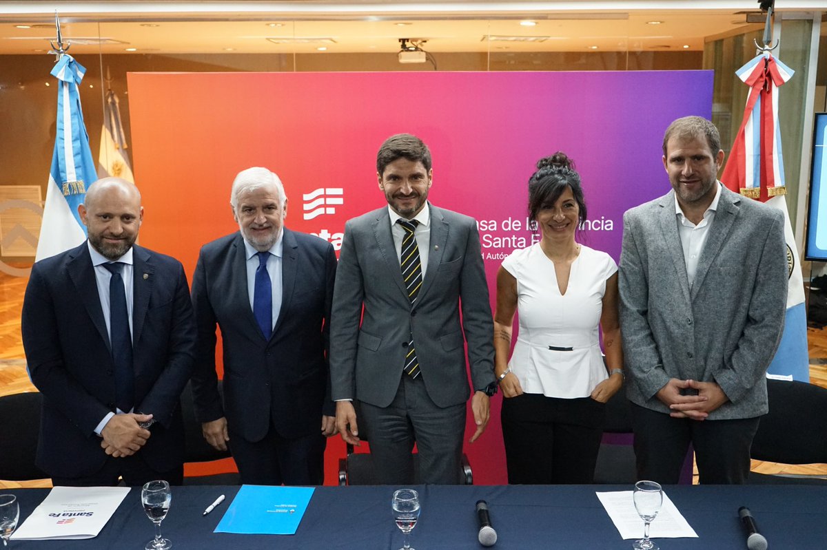 Maximiliano Pullaro tweet media