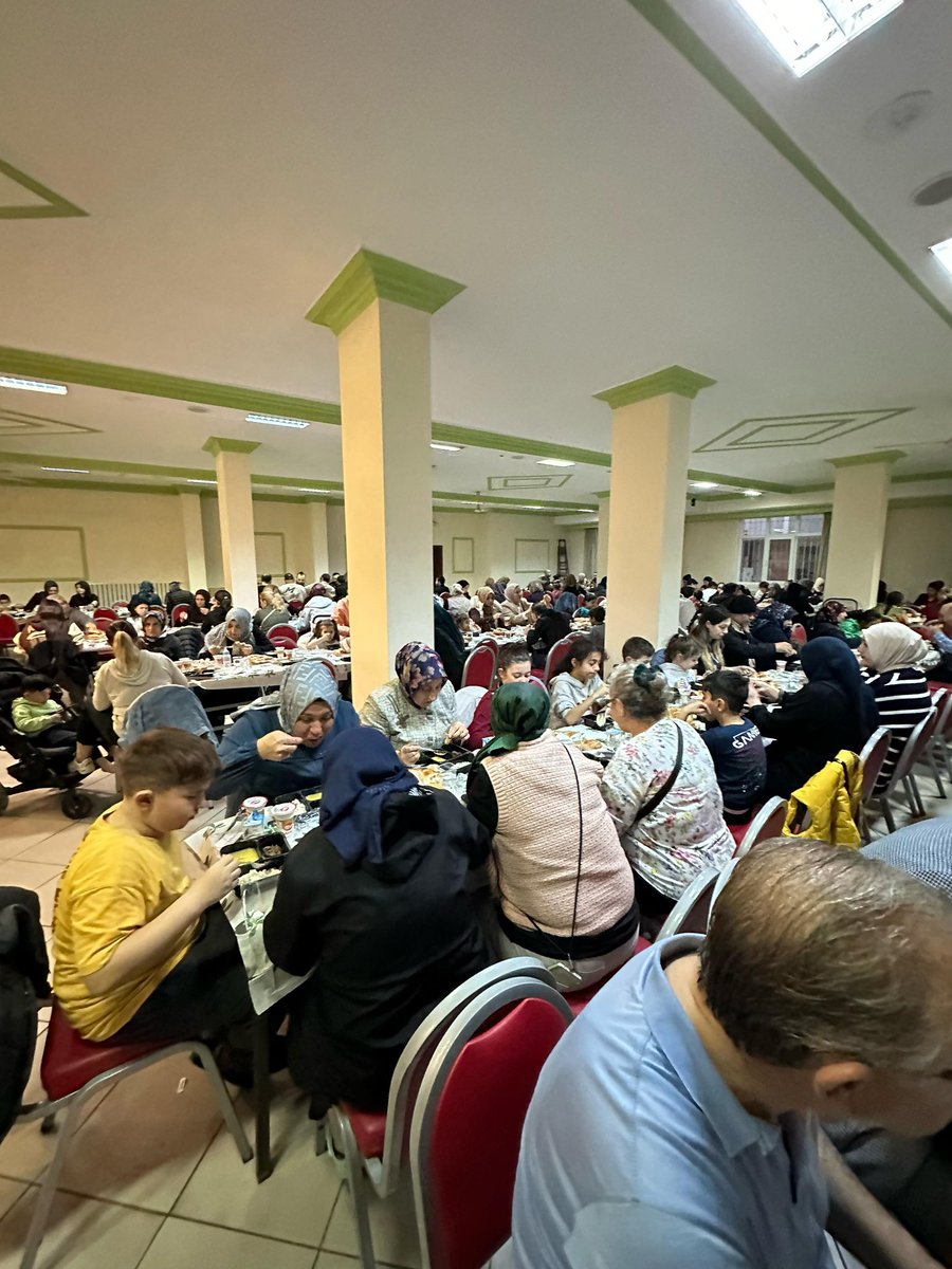 yeninesilder's tweet photo. Yeni Nesil Farkındalık Derneği olarak İftar Programımızı gerçekleştirdik. Emeği geçen ve davetimize katılım sağlayan herkese teşekkür ederiz. Allah kabul etsin. https://t.co/5CACuGWUUH
