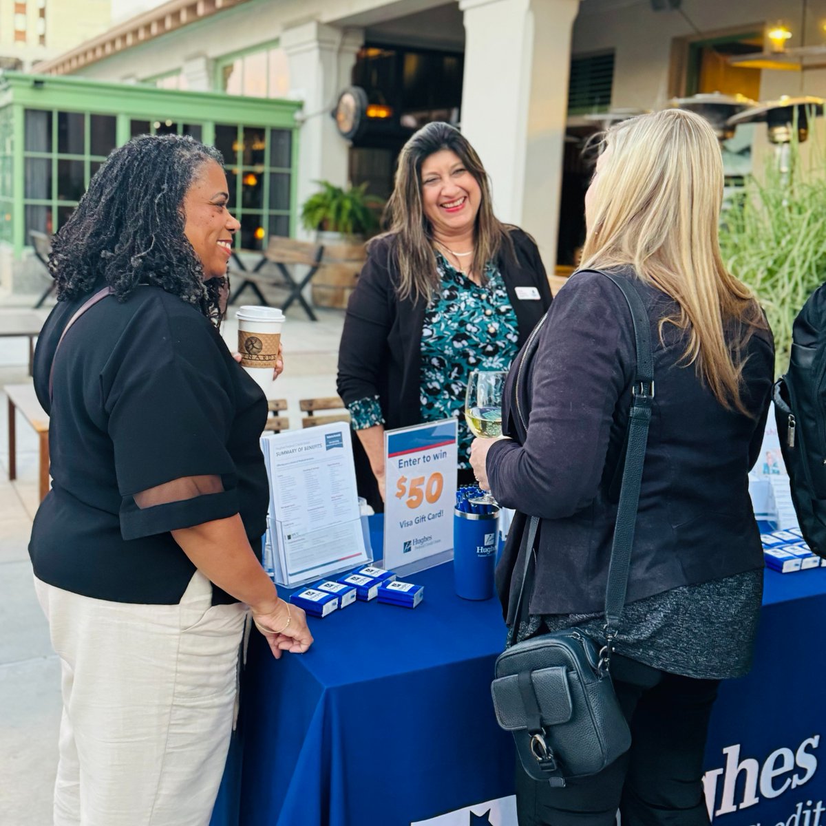 HughesFCU's tweet image. Celebrate Community Banking Month this April by considering a local touch with your finances! 🌱 We loved connecting at the "Move Your Money" mixer with @LocalFirstAZ, promoting the benefits of local banking. 

 #CommunityBankingMonth #MoveYourMoney #LocalFirstAZ #HughesFCU