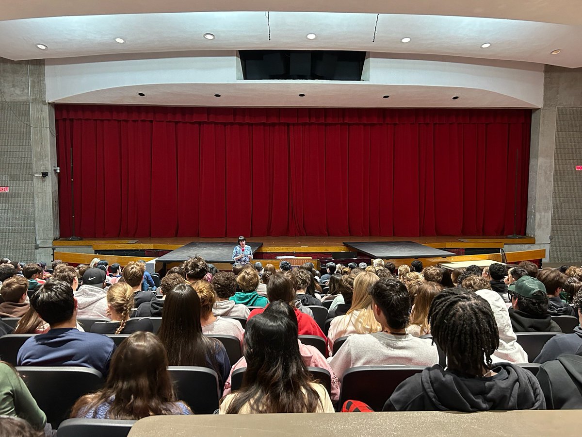 Thanks to Burlington High School for having me talk to the junior & senior classes about the importance of smart decision making - especially as prom & graduation season approaches.