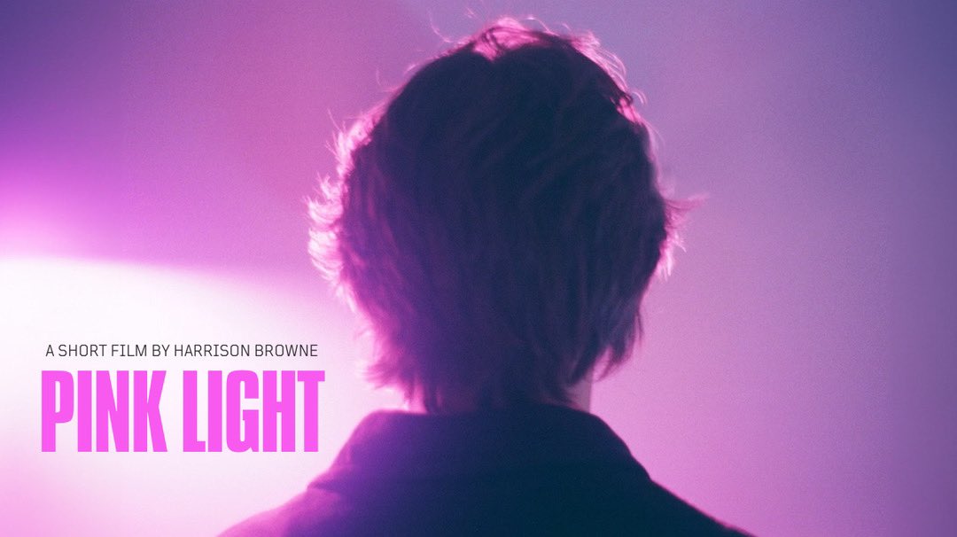 Still more time to snag a signed Tavares jersey and more through our Pink Light auction! 

32auctions.com/organizations/…