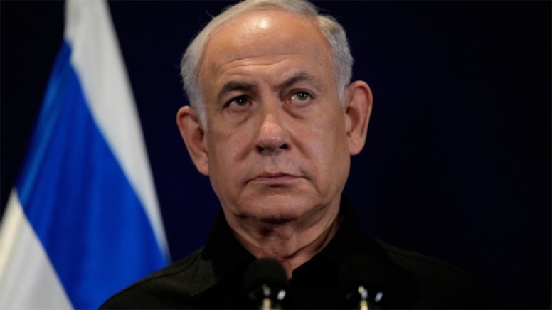 Netanyahu zorda: Azli için Yüksek Mahkeme'ye başvuruldu İsrailli 28 üst düzey yetkili, Başbakan Binyamin Netanyahu'nun görevden alınması için Yüksek Mahkeme'ye başvuruda bulundu.