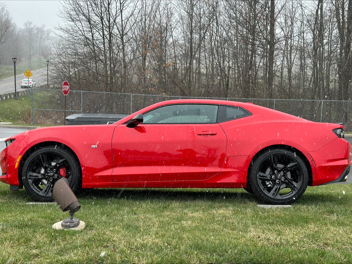 Who's going to cruise out of Hollywood with a brand new 2024 Chevy Camaro?🏎 Join us this Saturday, April 6th from 5PM-9PM to have a win to drive away with a brand-new car during our $25,000 Camaro Cash Sweepstakes! 💸