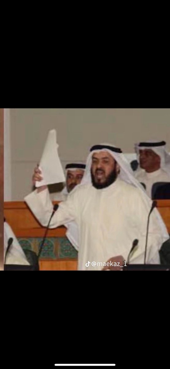 إن إخترت القوي الأمين ،،
فأنت شريكة في كل خير يجري علي يديه ، 
وأن إخترت من لا يستحق الصوت ،،
فأنت شريكه في كل شر يجري علي يديه ، 
فأحسن  أختيار شريكك ، 
والكويت تستحق منا الأفضل ✅
#أمة_2024 
#الخامسة 
#عبدالله_البرغش