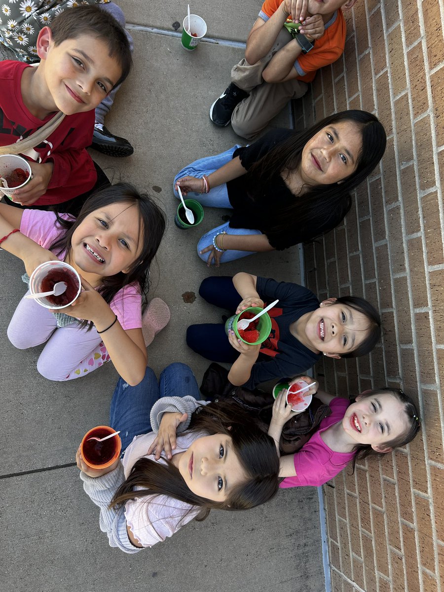 Aimee Seaton tweet media