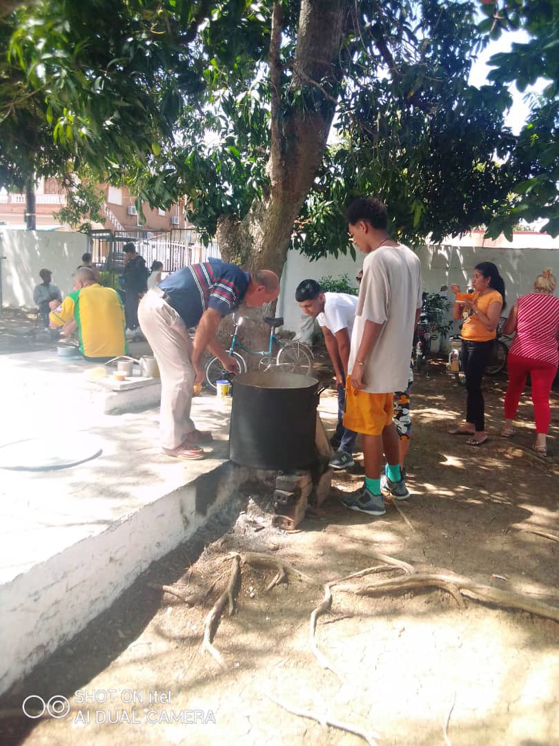 Se desarrollan actividades políticas,patrióticas, recreativas y deportivas en el CP José Ramón Fuerte en el aniversario 62 de la UJC
#SanctiSpíritusEnMarcha
#CabaiguánEduca