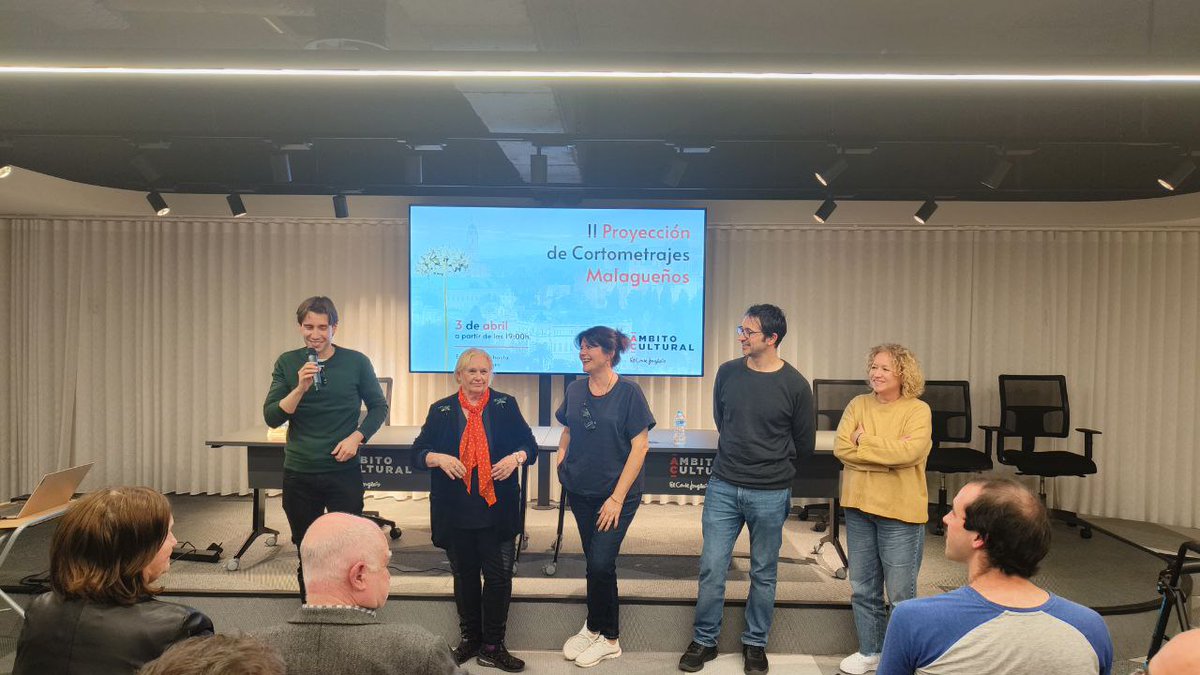 Cortodemetraje's tweet image. Ayer pasamos una tarde maravillosa haciendo lo que más nos gusta, ver #cortos con muy buenos amigos en el @ambitocultural de @elcorteingles. Gracias a tod@s los que lo hicisteis posible 

Nos vemos muy pronto

#elcortoescine