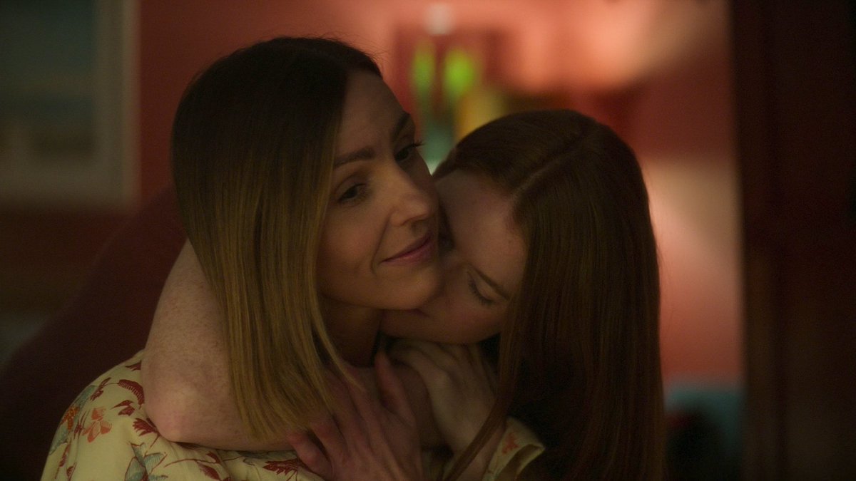 lesbianands's tweet image. silvacre just casually being one of the best lesbian ships on television