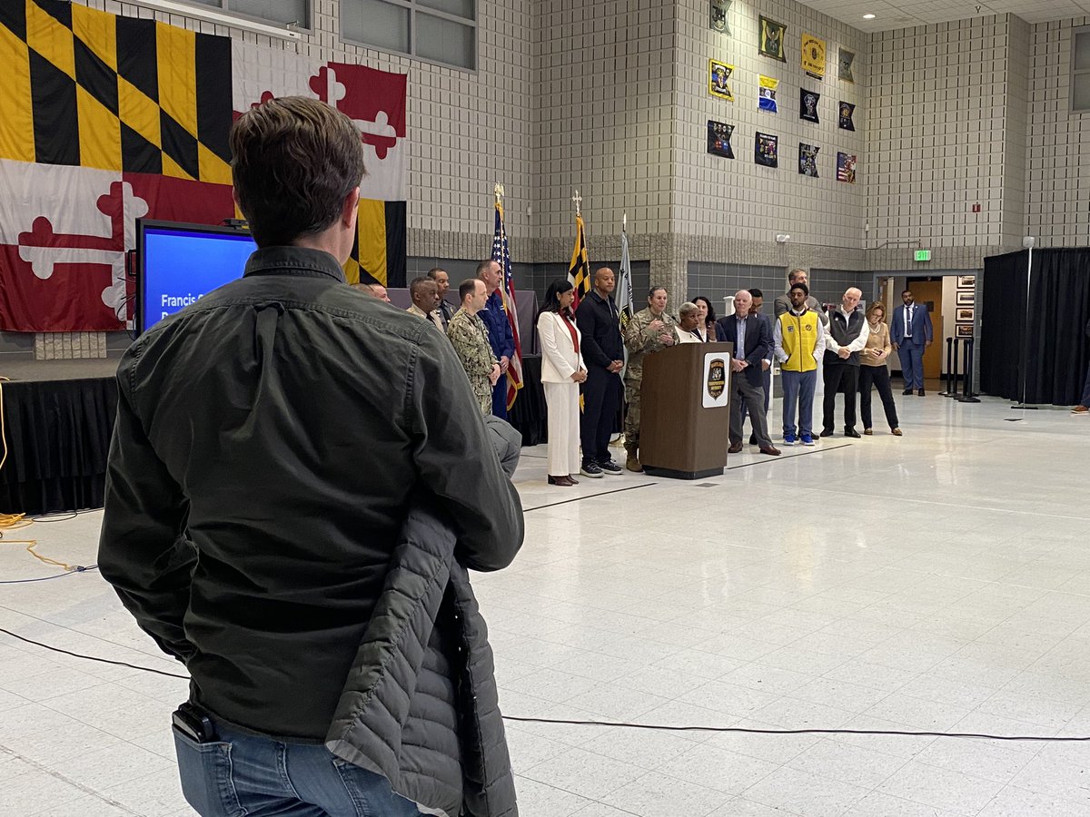 Army Corps of Engineer Colonel tells @krisvancleave that with improved weather conditions, salvage operations with the cranes could resume on the Francis Scott Key Bridge. A 350 ton lift is expected to happen today.