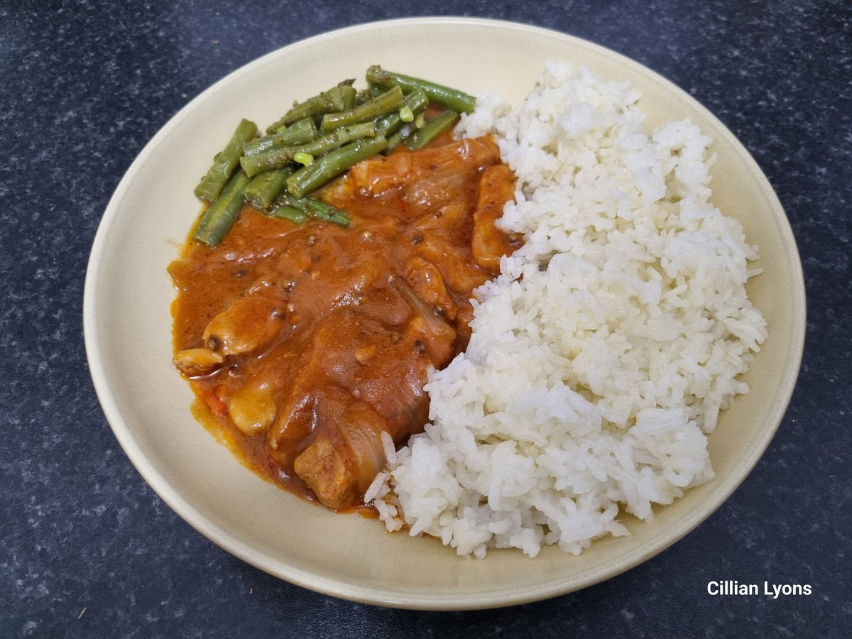 cillianslyons's tweet photo. Greek-Style @goustocooking  Pork &amp; Red Wine Stew With Rice And Herby Beans 😋
#PorkStew #Gousto #Cooking https://t.co/oHkA7sKqt6