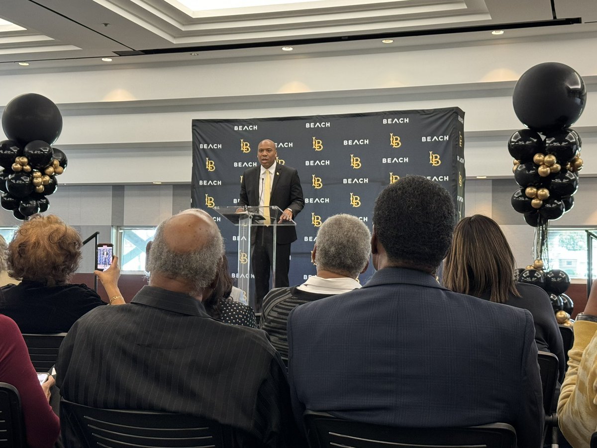 Great introductory event today for Chris Acker the new @LBSUMBB coach. Full story with interviews coming soon.