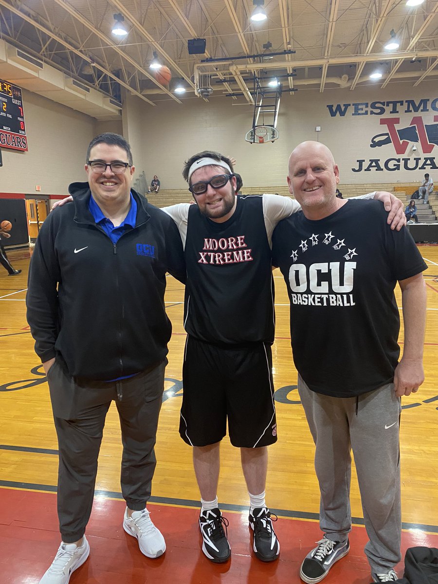 Was great to go watch one of our biggest fans play in the Oklahoma @SpecialOlympics area games today, Issac was knocking down shots!