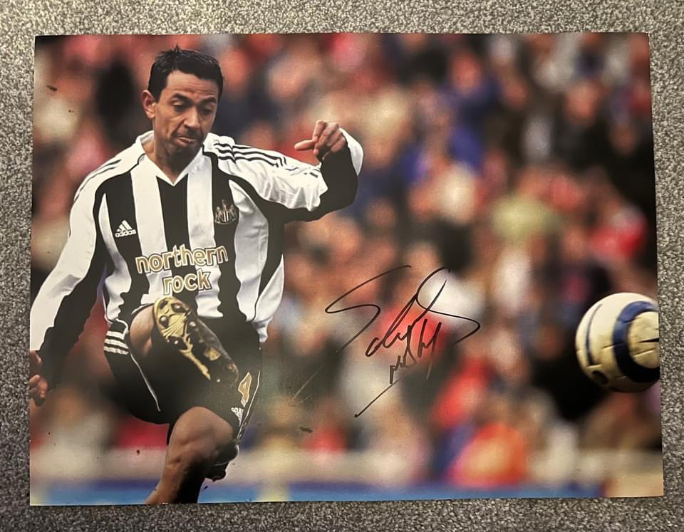 LIVE #NUFC Signed Memorabilia Auction #shearer #beardsley #ferdinand #supermac #waddle #nolan #quinn #peacock jumblebee.co.uk/auction/detail…