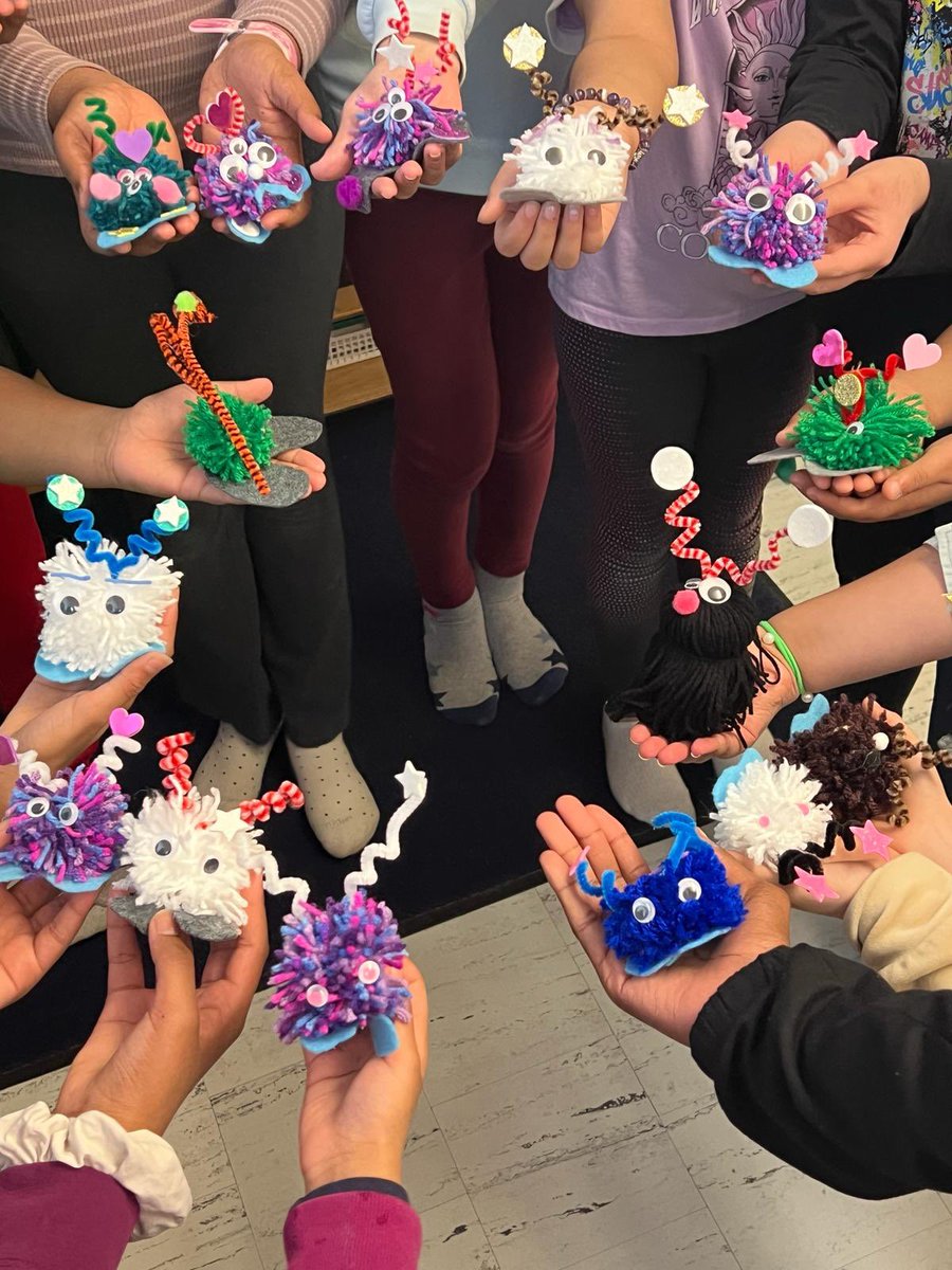Our Grade 5 Young People’s Art Club made some beautiful monsters this week! Thank you Mrs Fernando for leading this club!