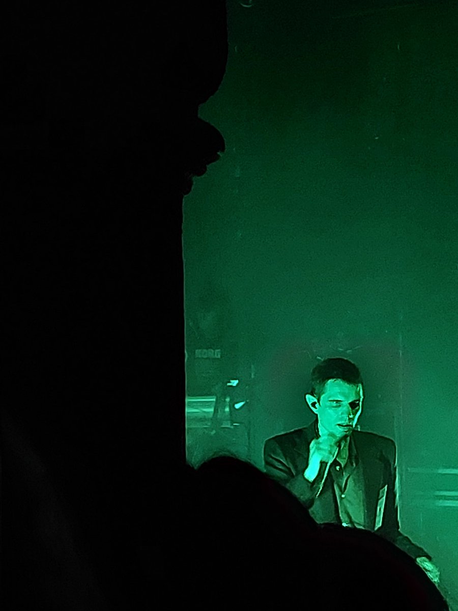 IsabelleLesniak's tweet photo. Ce soir, #Lescop était à #lacigale et c'était chouette... https://t.co/HeW2JYVqZu