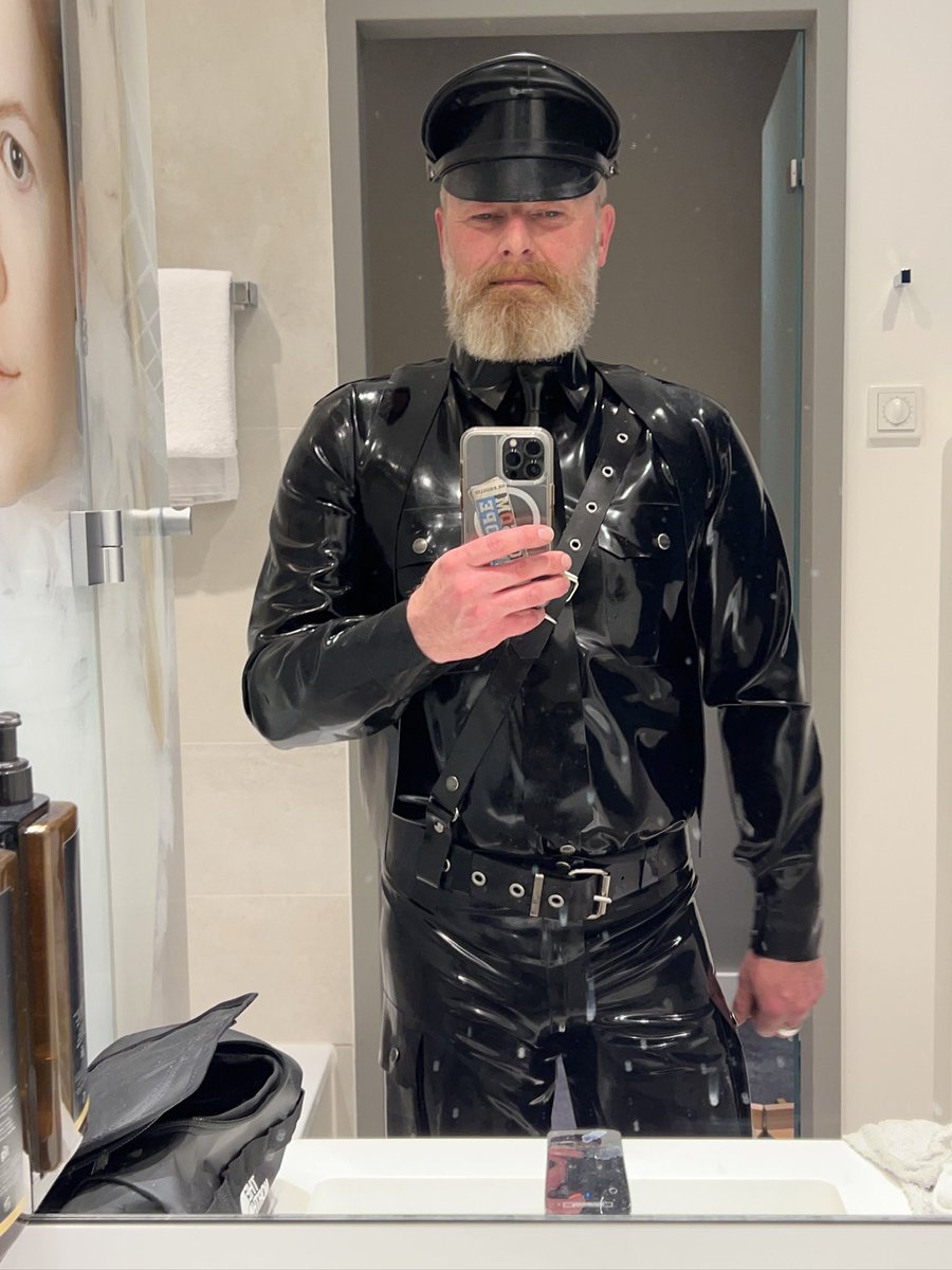 cphwroof tweet media