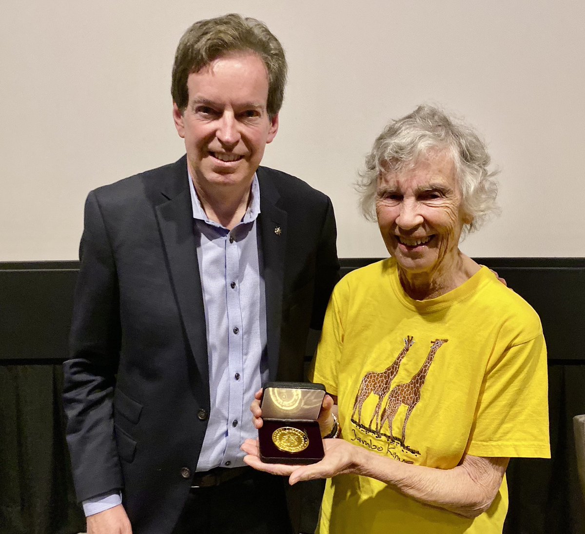 Anne Innis Dagg with her Lawrence J. Burpee Medal and our CEO @JohnGGeiger.