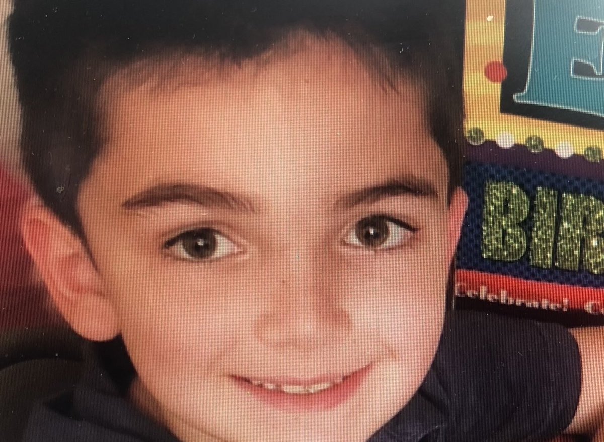MaryMurphyMedia's tweet photo. 11 reports to Child Protective Services in months before #ThomasValva, 8, froze to death in NYPD dad’s garage were not enough to save him: Suffolk County ⁦@RayTierneyDA. The 10 reports ruled “unfounded” were sealed &amp; not allowed into special grand jury. https://t.co/ouoZbJQixV