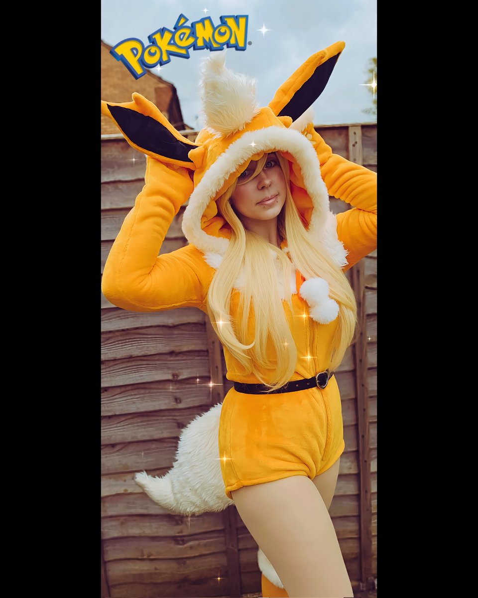 ☆[136 - Flareon]☆ New cosplay content • Cosplay: @miccostumes • #pokemon | #cosplay | #cosplayergirl | #pokemoncosplay | #flareon