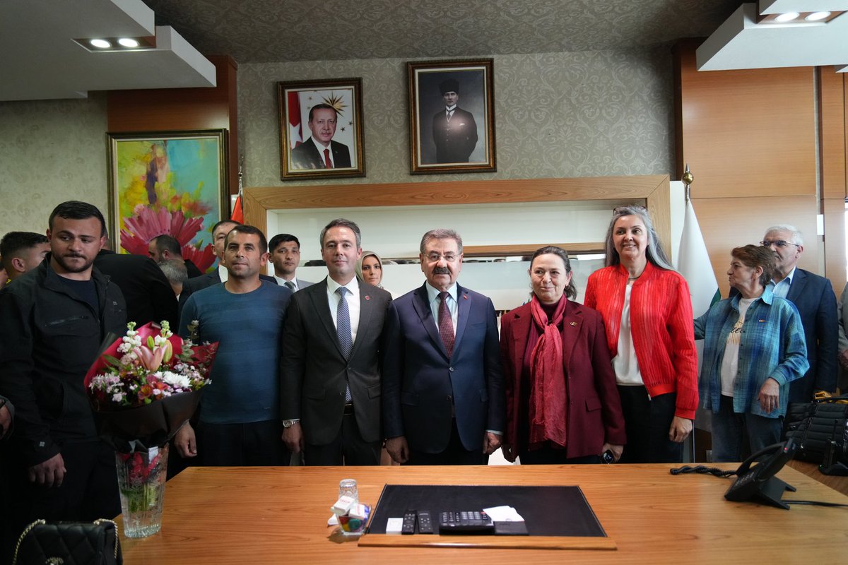KazmkoKk's tweet photo. Köylümüz, gururumuz, Yakup başkanımız görevini devraldı. Hepimize hayırlı olsun. @yakup_odabasii https://t.co/ikZCg14PdV