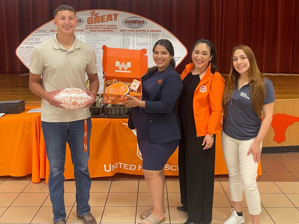 Congratulations to @UHSLonghornsFB UTIL @AtzelChavez on being presented with his @Whataburger Super Team Award! @dasanchez10 | @dctf | #WhataSuperTeam #Whataburger #txhsfb #dctf