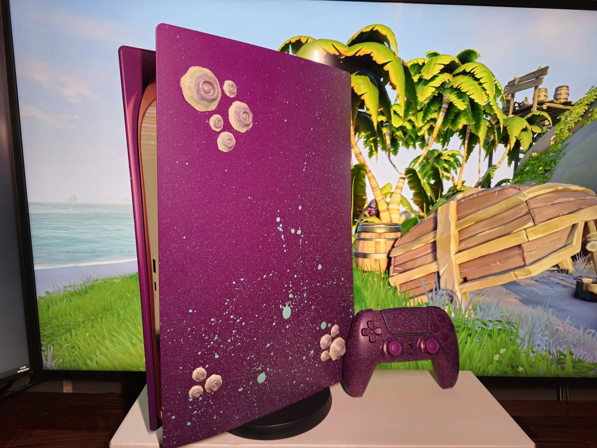 AreConspiracy's tweet image. To celebrate @SeaOfThieves coming to @PlayStation later this month I thought playstation needed some SoT magic. Those of you attending @SoTFest will be in with a chance of going home with it!
#SeaOfThieves #BeMorePirate #sotshot #PlayStation #ps5