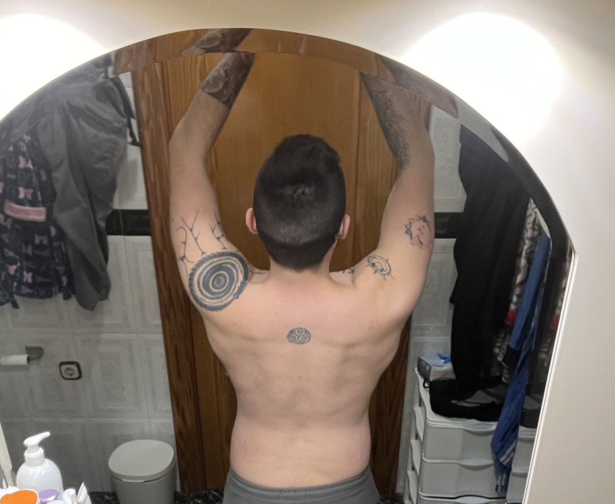 XkminaX's tweet photo. Eeey cuanto tiempo, bueno pues el Back day de hoy aquí se queda https://t.co/mV16zBhdyp
