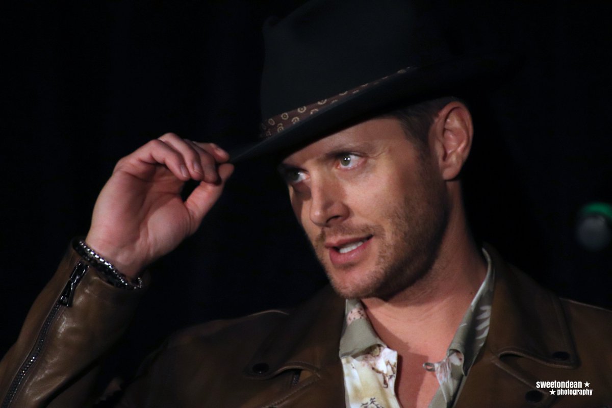 jensen ackles and hats