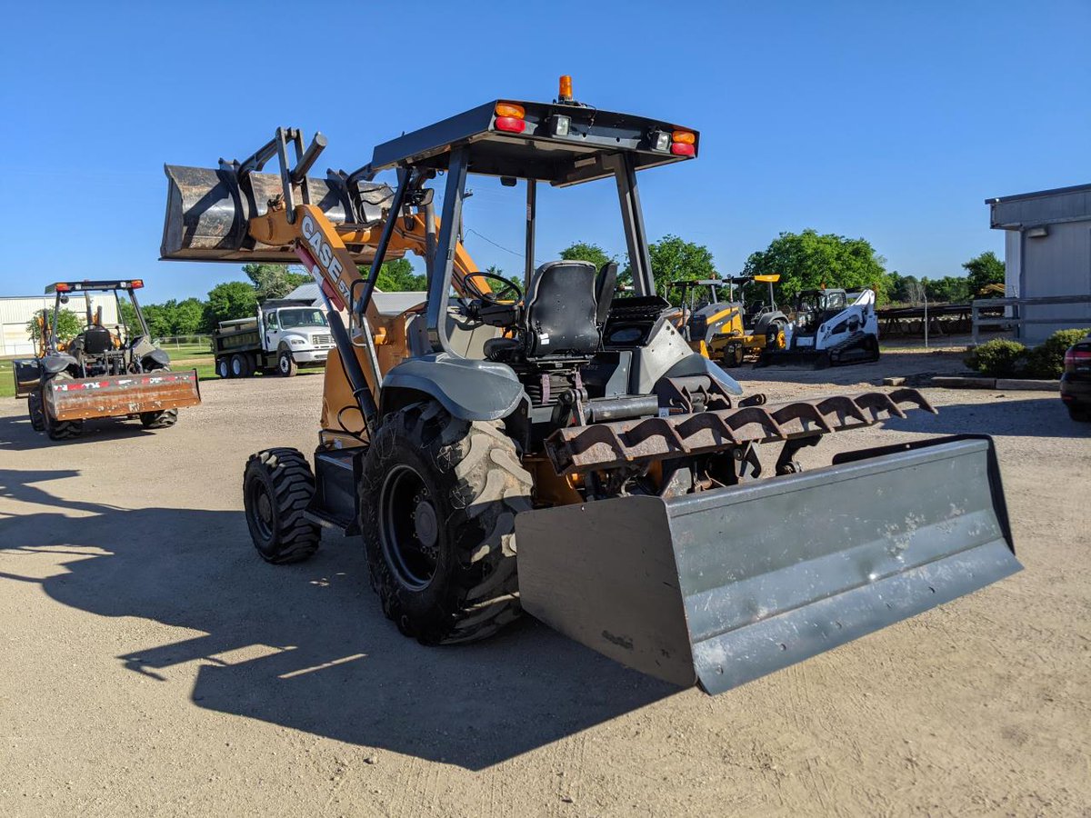 2018 Case 570N EP Skip Loader

Located in Texas, USA.

More Details: rhinomachinery.com/index.php?acti…

#Case #skiploader  #heavyequipment #construction #earthmoving #heavymachinery #constructionequipment #equipment #heavyequipmentlife #heavyequipmentoperator #RhinoMachinery
