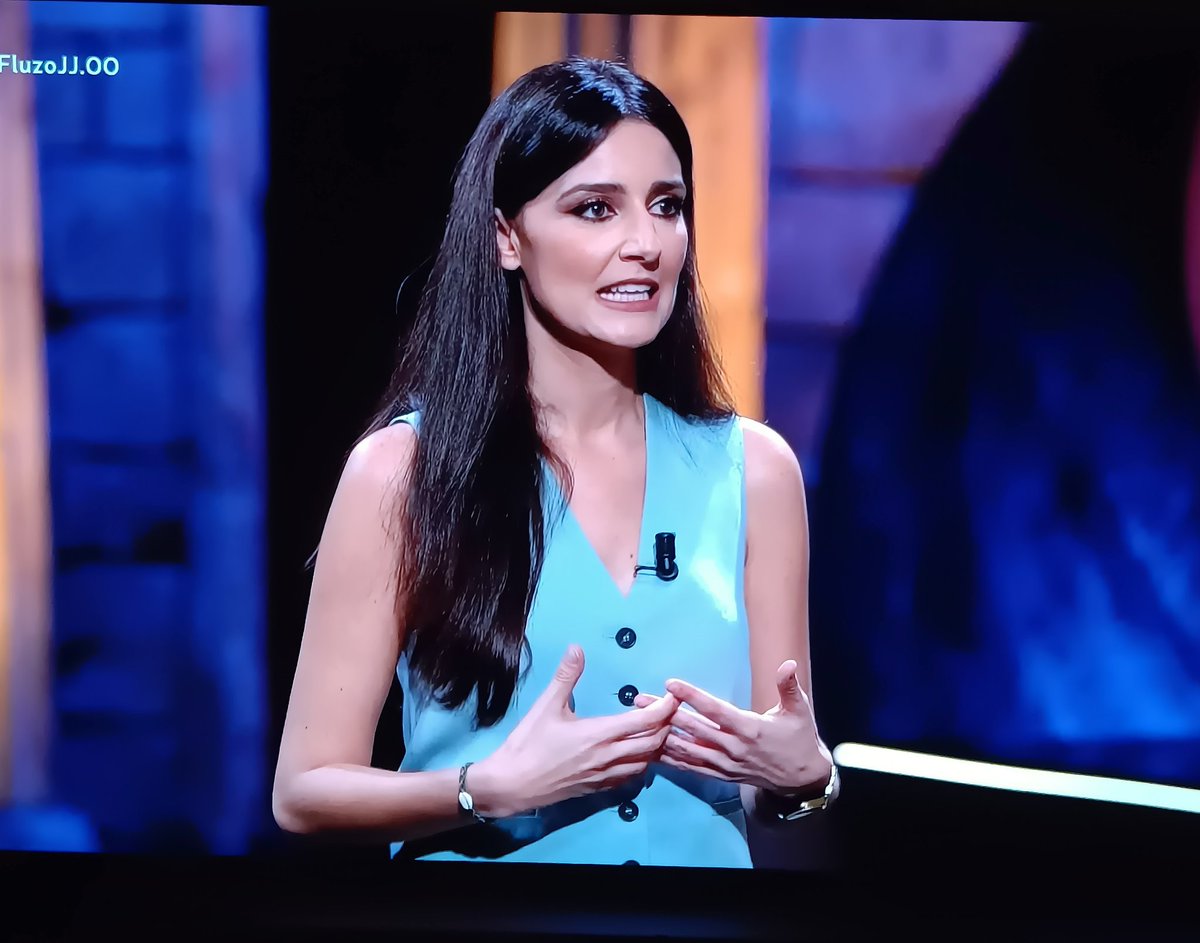 Y hablando de grandes compañeras y estupendas profesionales, Carmen Guillén lo vuelve a bordar. @la2_tve #fluzoJJOO