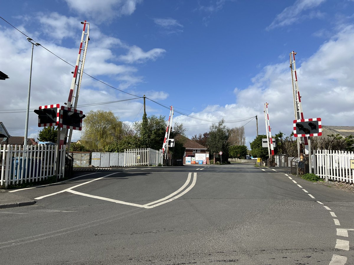 Huish and Puxton &amp; Worle LCs, near Weston-super-Mare, Somerset. Both still equipped with BR WR barrier pedestals from c.1970s.

Both said to be due for renewal in the near future, although exact dates unknown.

Pictures taken on 22/03/2024.