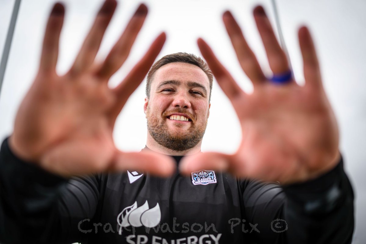 Coming up @TimesSport @timesscotland exc interview with Zander Fagerson on Glasgow's trip to Quins, his thirst for silverware, why he has not even 'scratched the surface' of his potential and his feelings on the retirement of WP Nel. All with a little help from @CraigWatsonpix