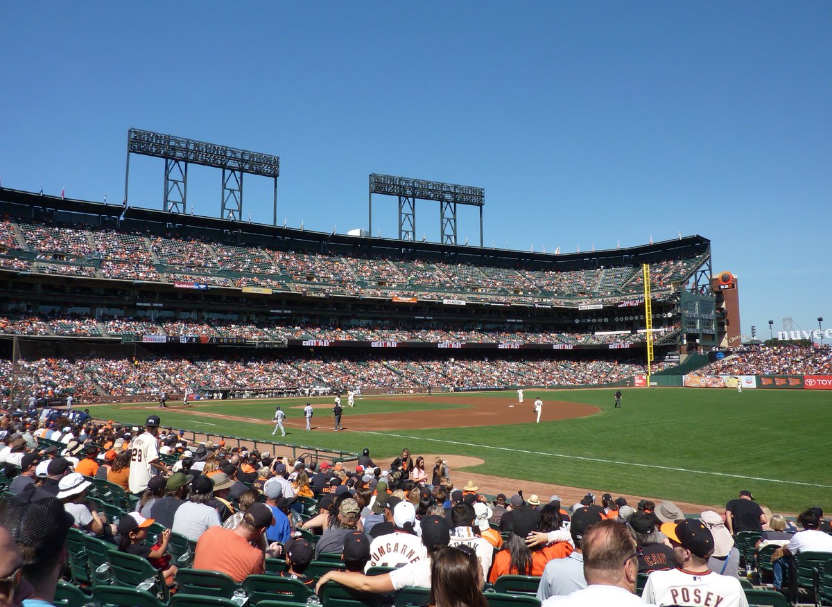 ⚾ San Francisco, baseball fever is back in town! @SFGiants kick off their Opening Day this Friday at @OracleParkSF. Hop on Lines F, NL, or O to @TransitCenterSF and easily connect to @sfmta_muni, or walk to Oracle Park.