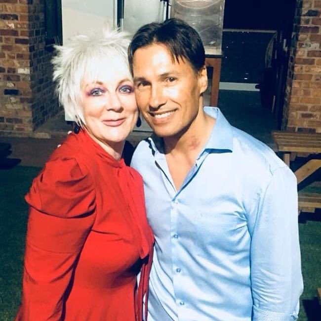 If you missed our chat with @iamNathanMoore earlier today we had lots of questions and comments for Nathan and of course we chatted about @IrlamLive .. he’s 1 hour in @electromantix @KimSmith1959 @BadMannersTour radionorthwich.co.uk/audio/presente…