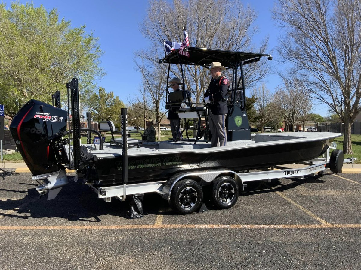 Greater love hath no man than this, that a man lay down his life for his friends. – John 15:13 Earlier today, DPS held a boat dedication ceremony at the Texas Panhandle War Memorial in Amarillo in honor of Trooper Bobby 'Steve' Booth. Booth was fatally shot on June 16, 1993,…