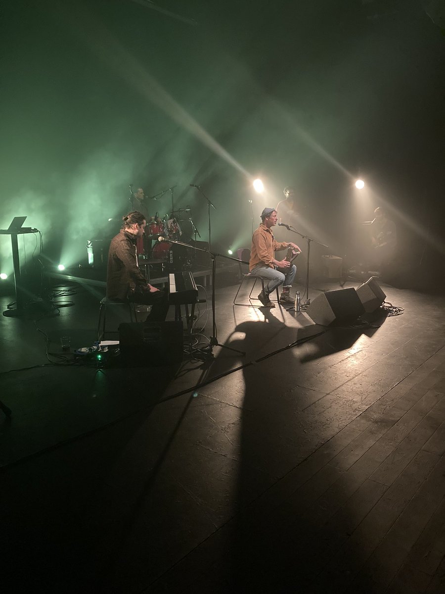 What a delicious night of beautiful mindful sounds and brutal truths of the demise of the nightingale -who joined @samleesong and his band in song, thx @hausofILA @Sambrothersfolk for making us feel alive in music @CreativeFstone